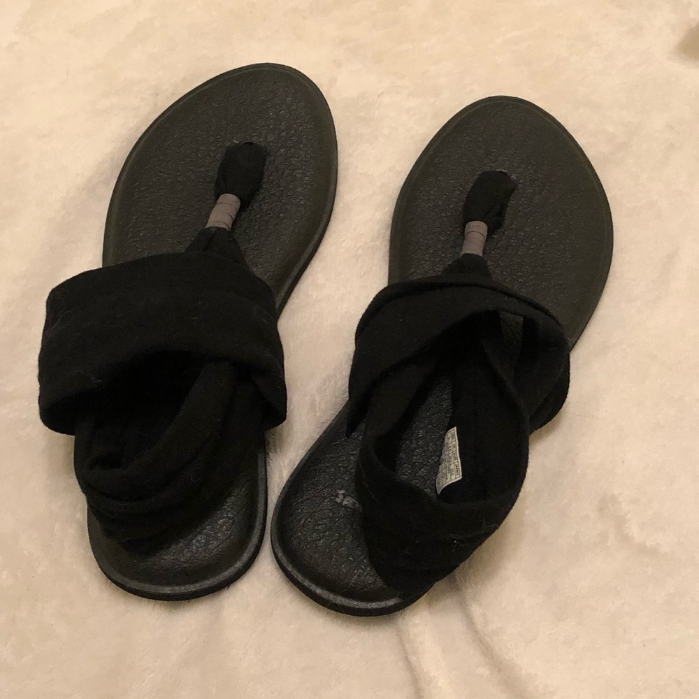 Sanuk sandals